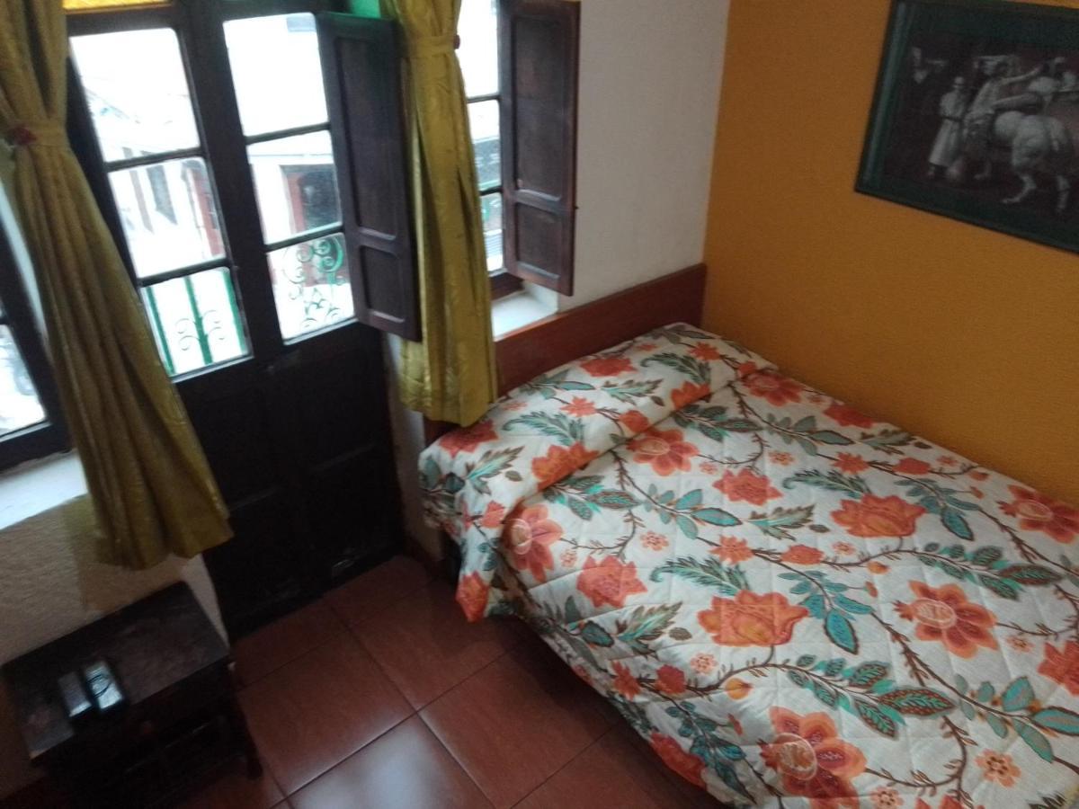 Hotel El Dorado La Candelaria Bogota Bagian luar foto